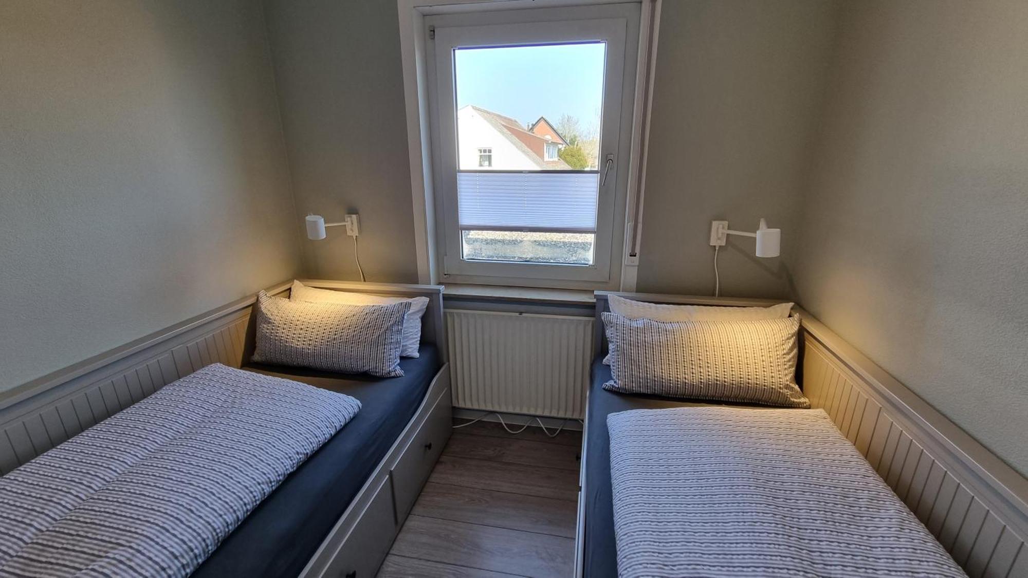 Haus Spoekenkieker Moenkeboe Apartment Borkum Bagian luar foto
